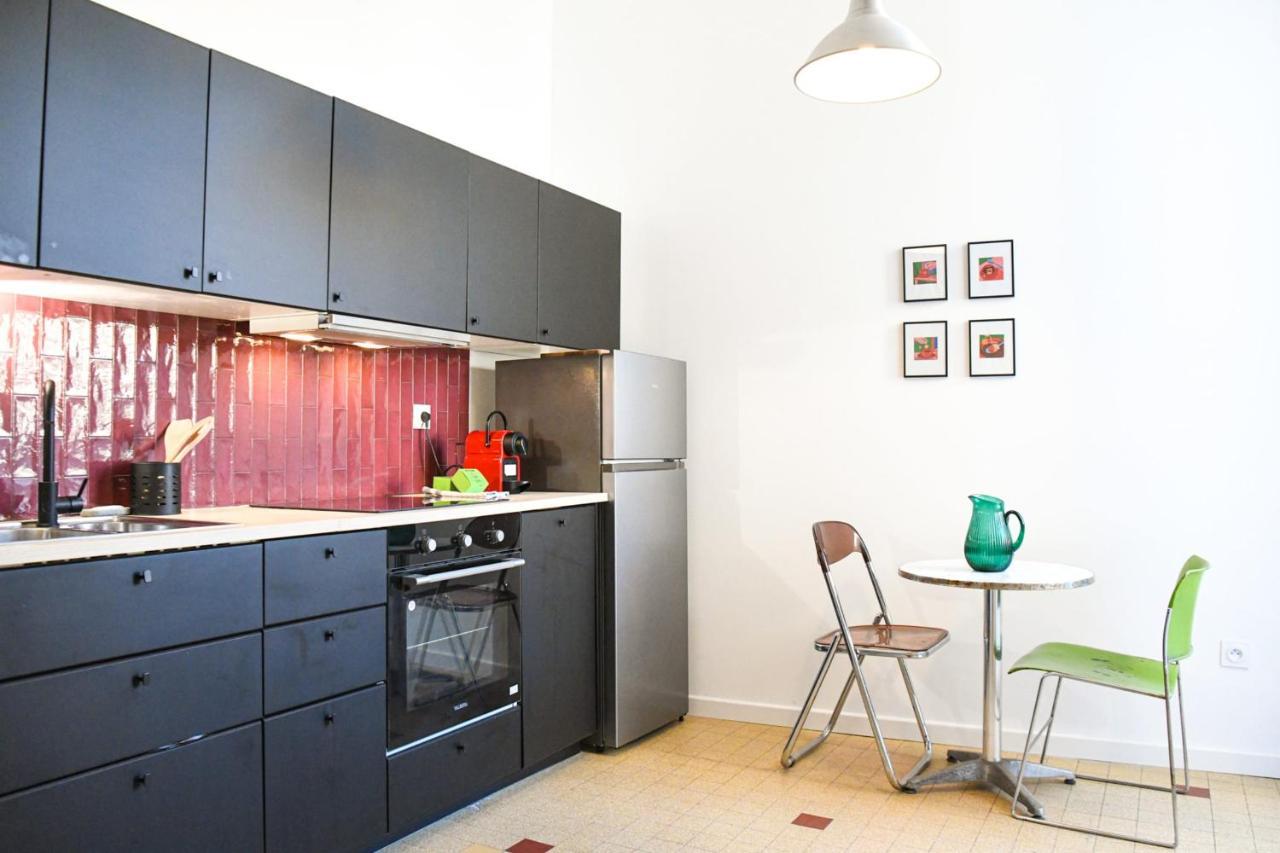 Bail Mobilite - Grand Appartement 1 Chambre Marseille Bagian luar foto